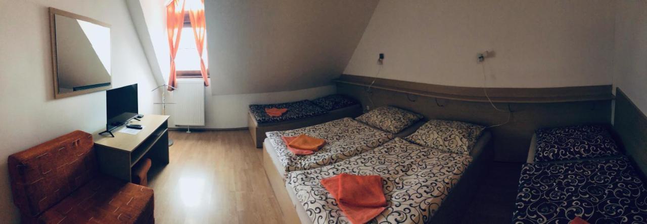 Penzión Prameň Liptovske Sliace Exterior foto